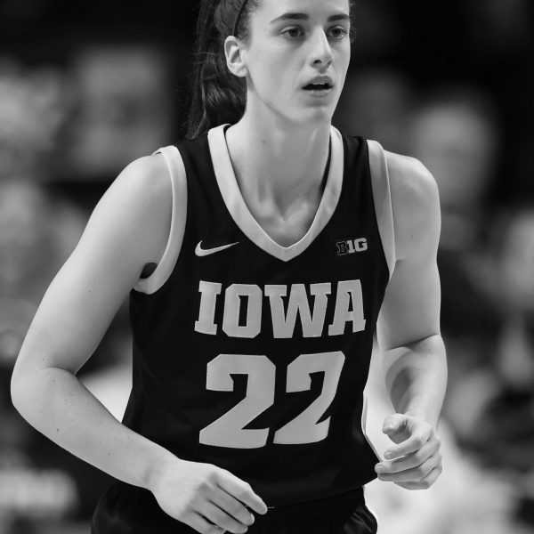 Caitlin_Clark_vs._Minnesota_(cropped)